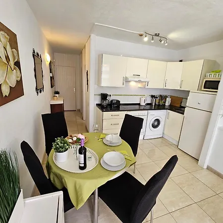 Schoenes Casa Palmera 3 Mit Balkon Lägenhet